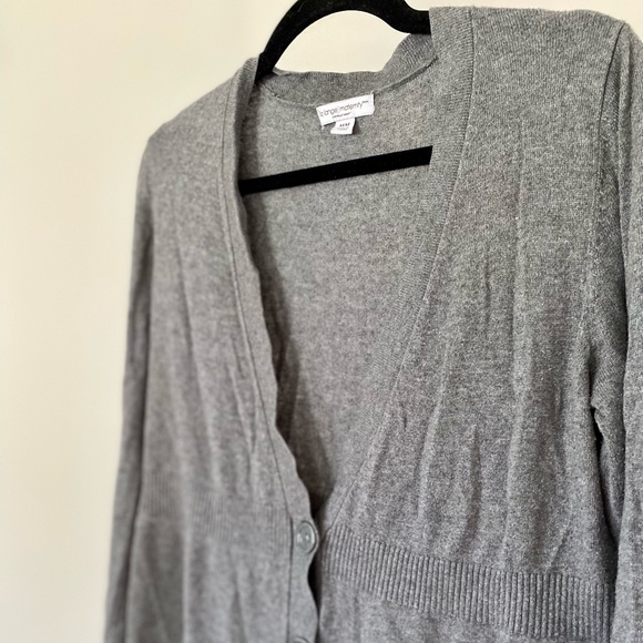 Liz Lange Grey Maternity Cardigan - Picture 5 of 7